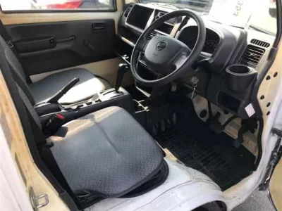 Nissan CLIPPER TRUCK