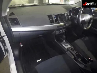 Mitsubishi GALANT FORTIS