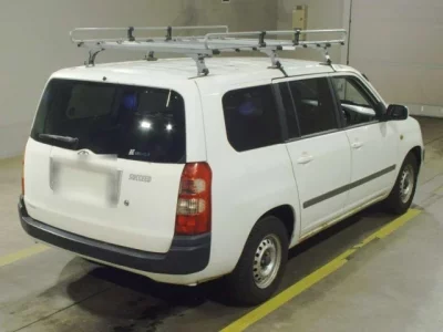 Toyota SUCCEED