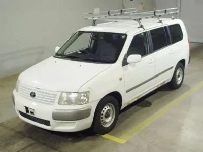 Toyota SUCCEED