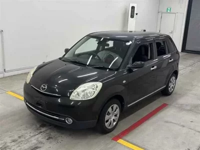Mazda VERISA