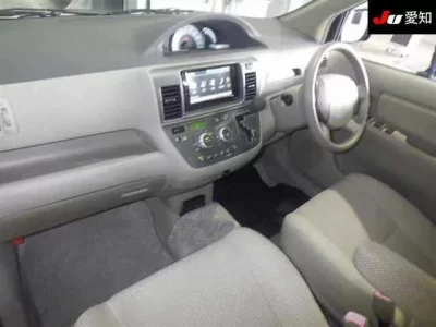 Toyota RAUM