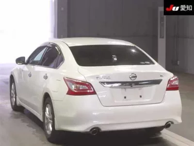 Nissan TEANA