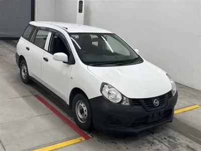 Nissan AD