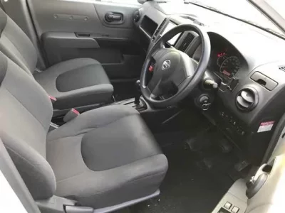 Nissan AD