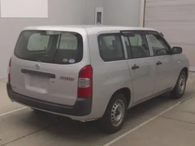 Toyota SUCCEED