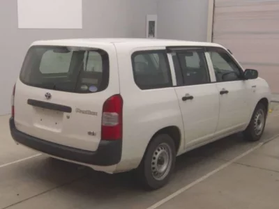 Toyota SUCCEED