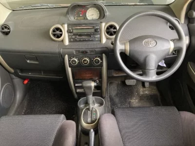 Toyota IST