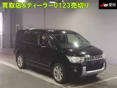 Mitsubishi DELICA D5