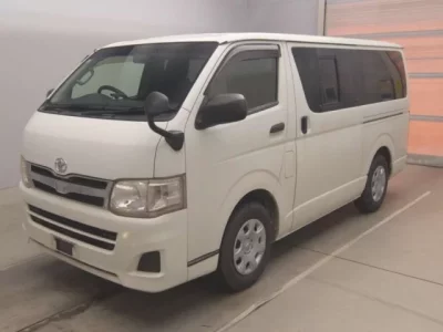 Toyota REGIUS ACE VAN