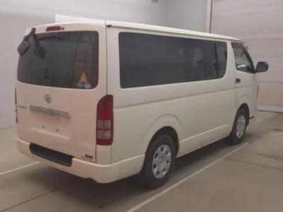 Toyota REGIUS ACE VAN