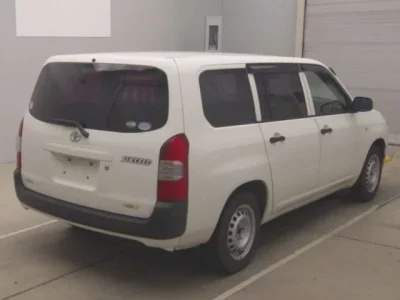 Toyota SUCCEED