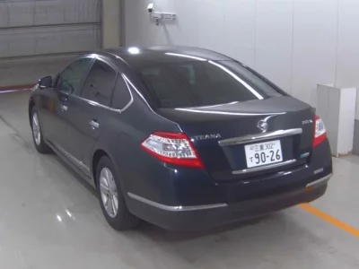 Nissan TEANA