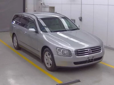 Nissan STAGEA