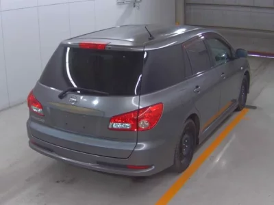 Nissan WINGROAD