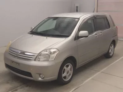Toyota RAUM