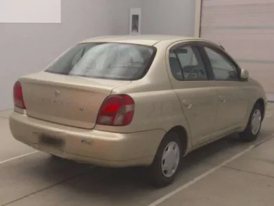 Toyota PLATZ