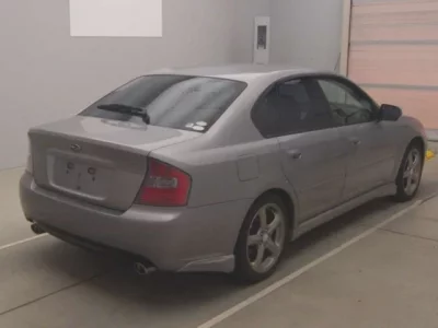 Subaru LEGACY B4