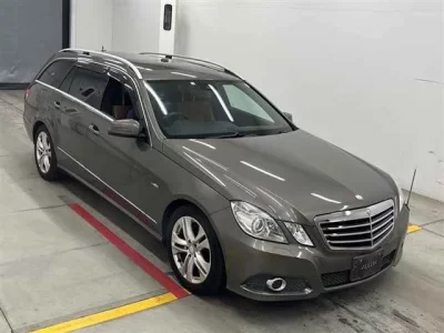 Mercedes-Benz E CLASS WAGON