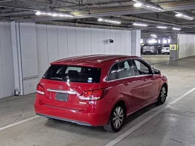 Mercedes-Benz B CLASS