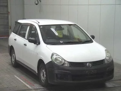 Nissan AD
