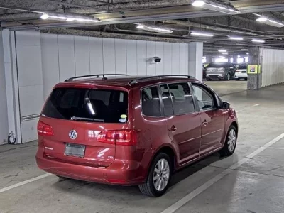 Volkswagen GOLF TOURAN