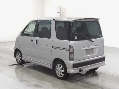 Daihatsu Atrai Wagon