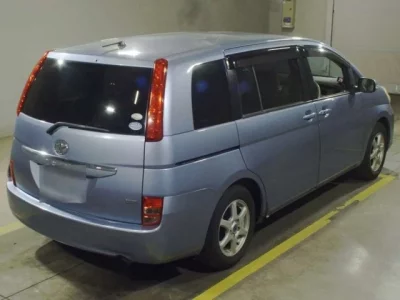 Toyota ISIS