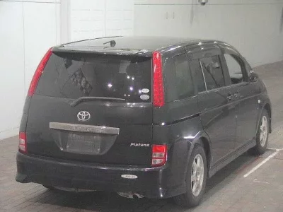 Toyota ISIS