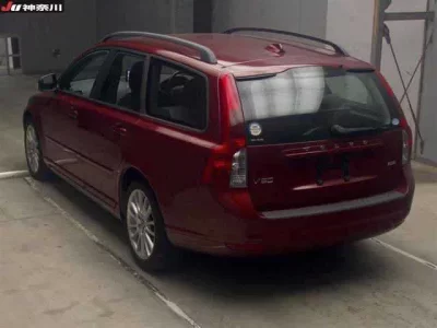 Volvo V50