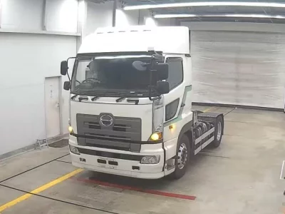 Hino TRUCK