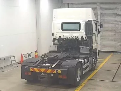 Hino TRUCK