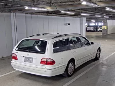 Mercedes-Benz E CLASS WAGON