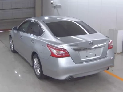 Nissan TEANA