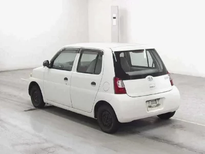 Daihatsu Esse