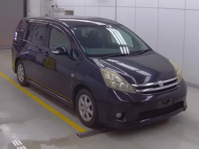 Toyota ISIS