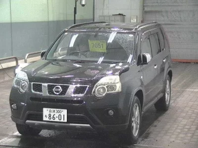 Nissan X-TRAIL