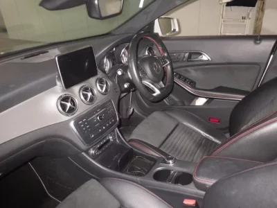 Mercedes-Benz CLA CLASS