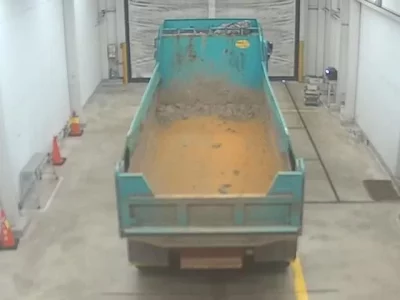 Hino TRUCK