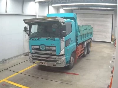 Hino TRUCK