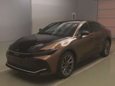 Toyota CROWN CROSSOVER