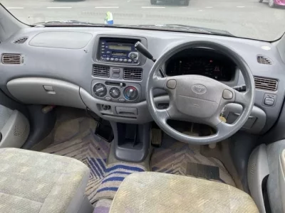 Toyota RAUM