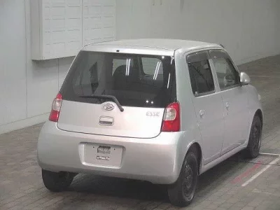 Daihatsu Esse