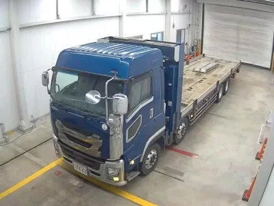 Isuzu TRUCK