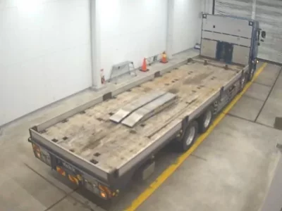 Isuzu TRUCK