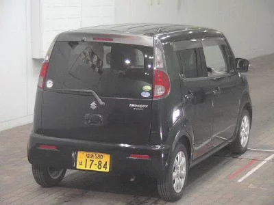 Suzuki MRWAGON