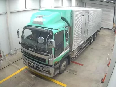 Isuzu TRUCK