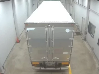 Isuzu TRUCK