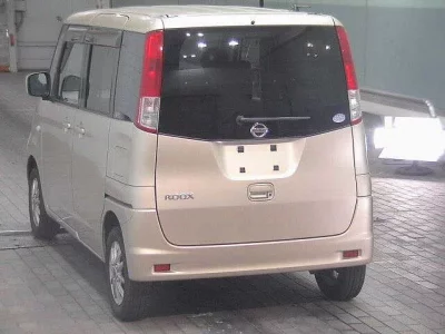 Nissan ROOX