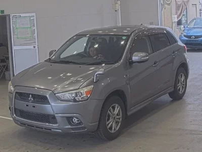 Mitsubishi RVR